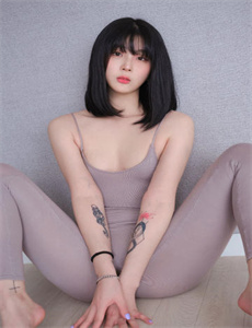 《长腿巨乳俏人妻全文阅读-五十度灰 ed2k》